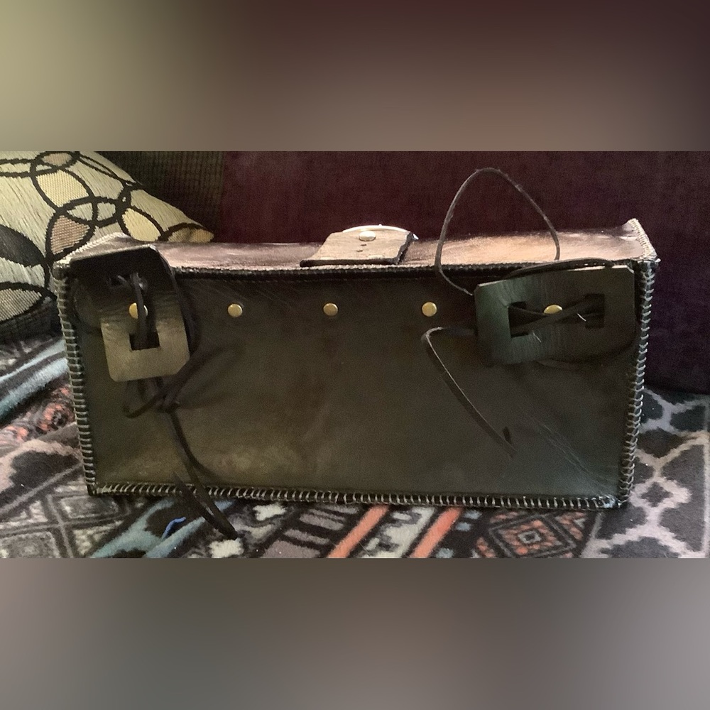 Motorcycle handle-bar/tool Bag 
(Handcrafted/Recycled Leather) - Picture 3 of 9